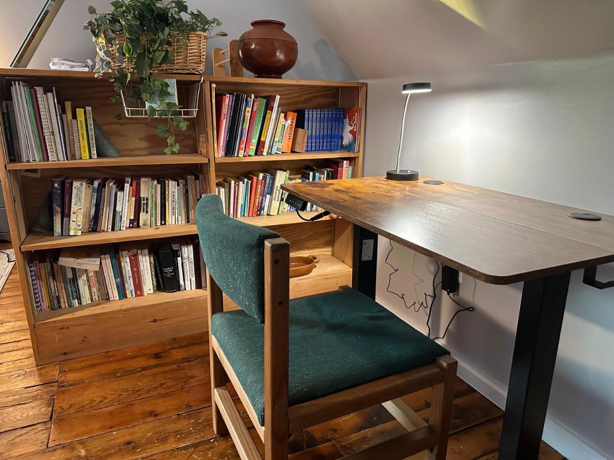 Retreat Near Beaches * Gloucester