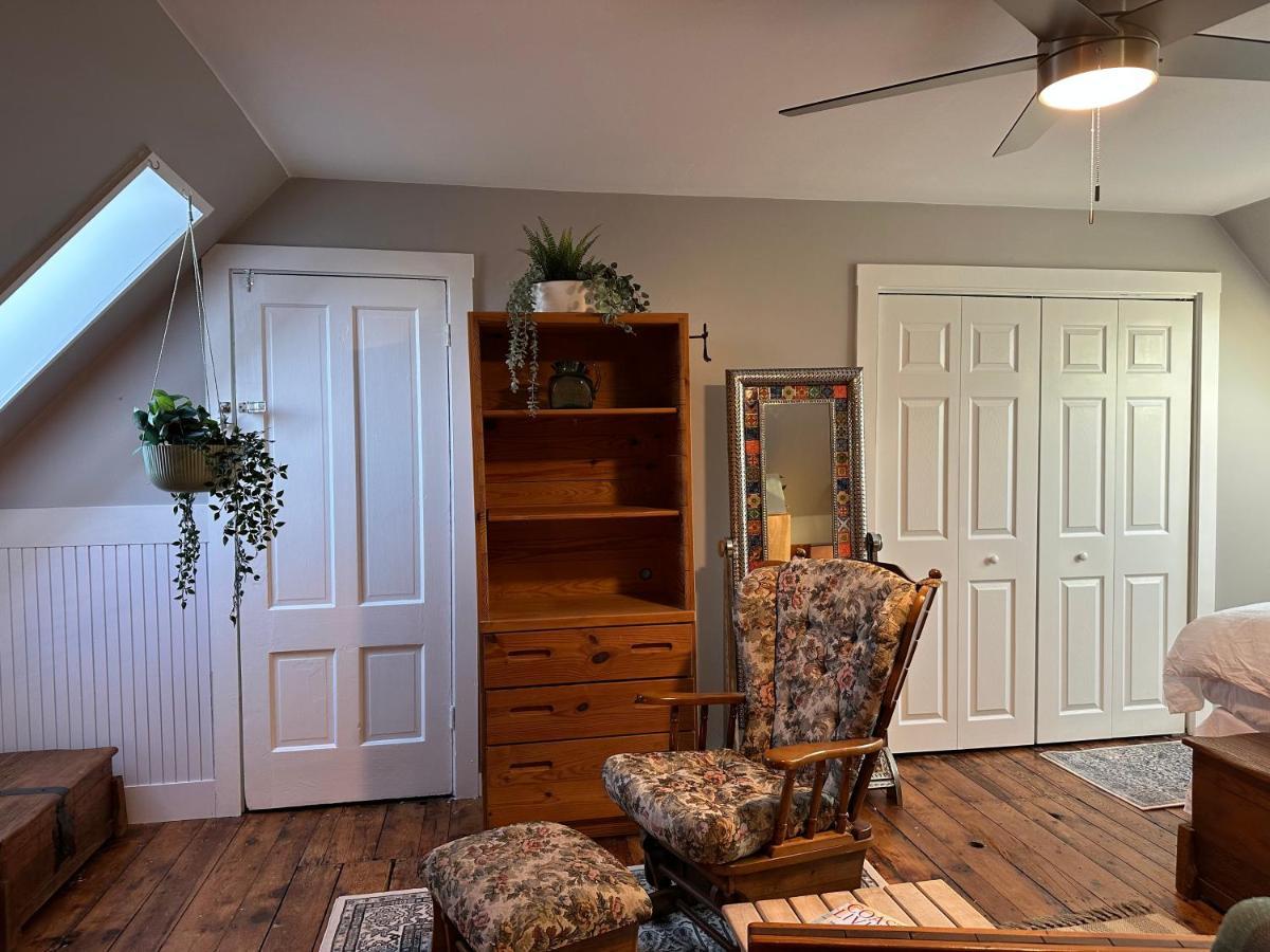 Retreat Near Beaches * Gloucester