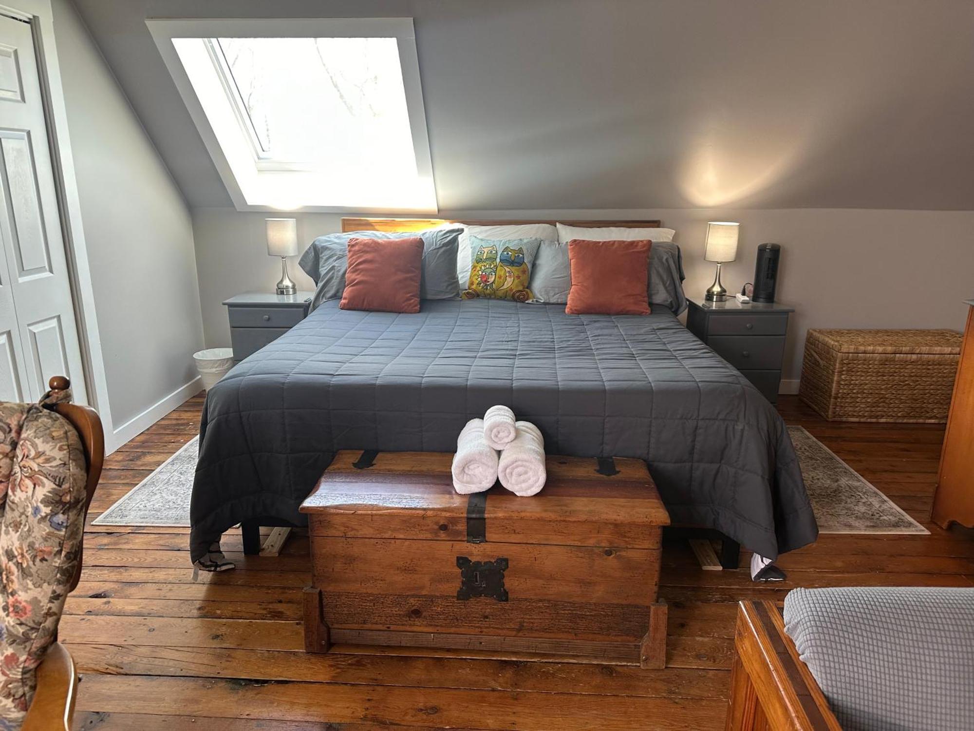 Retreat Near Beaches * Gloucester
