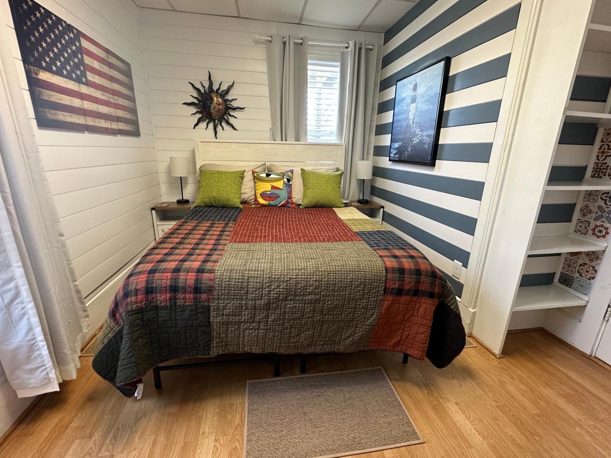 Retreat Near Beaches Apartment